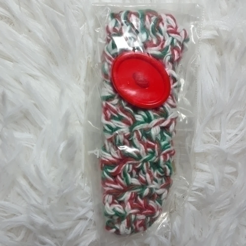 🛍Holiday Crocheted Button-Up Lipstick Cozy